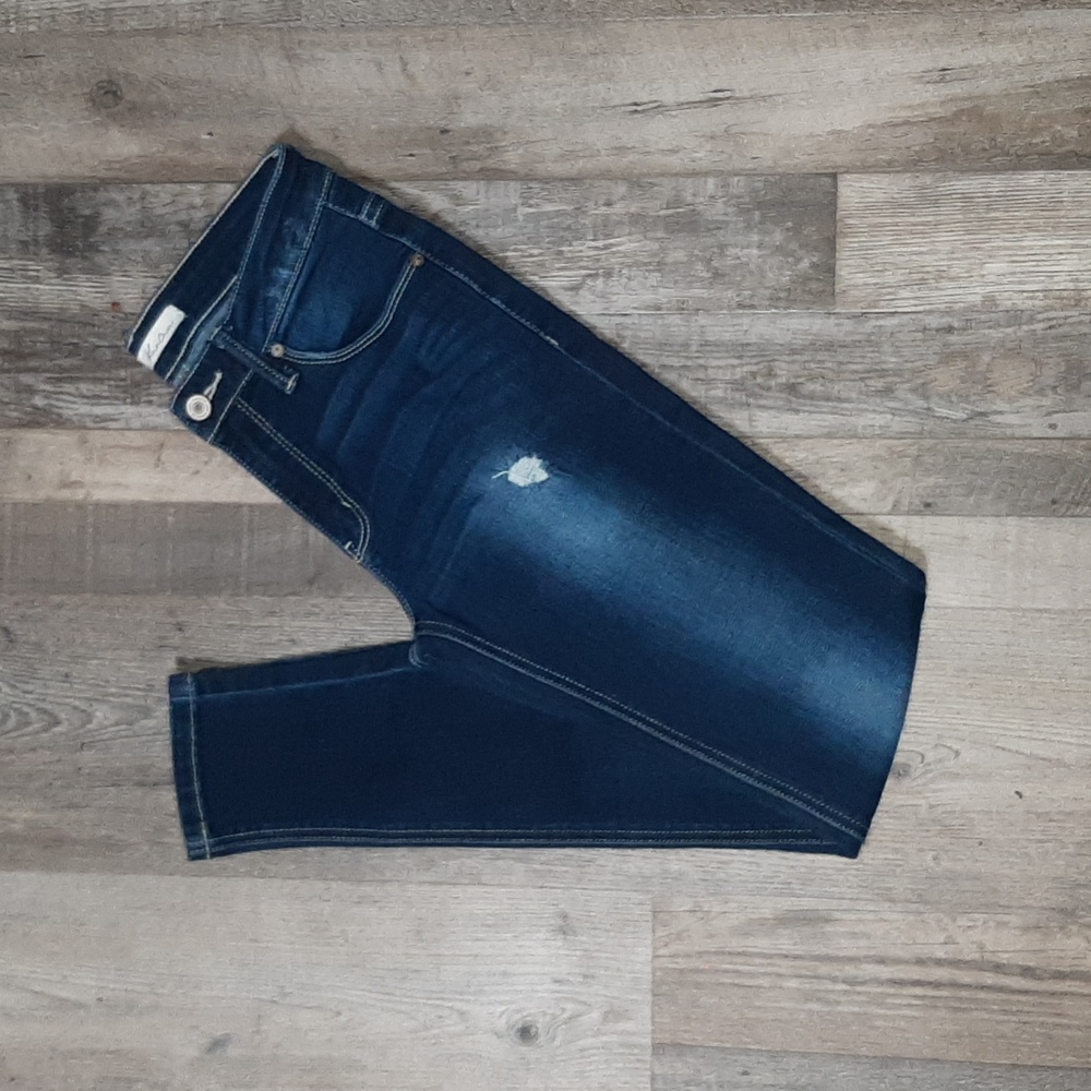 KanCan Dark Wash Lightly Distressed Skinny Jeans